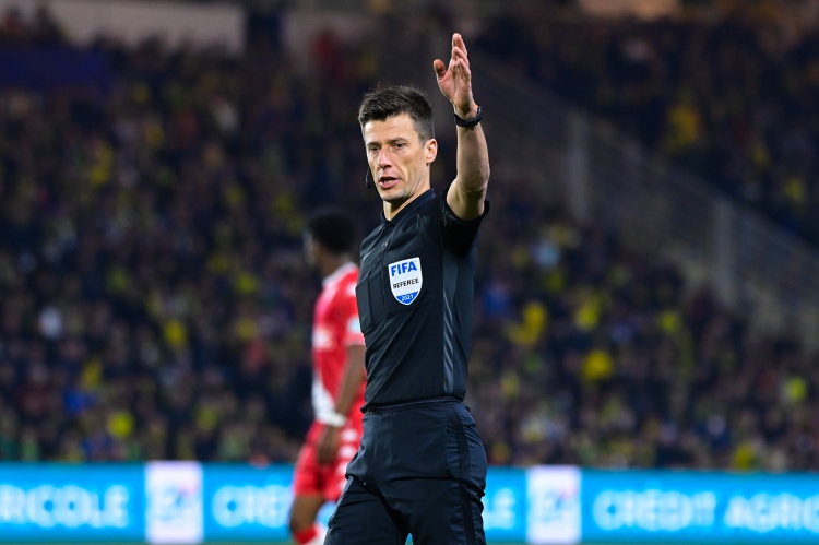 世界杯赛事直播下载-首回合拜仁6-1取胜!拜仁vs亚特兰大裁判:法国人巴斯蒂恩执法